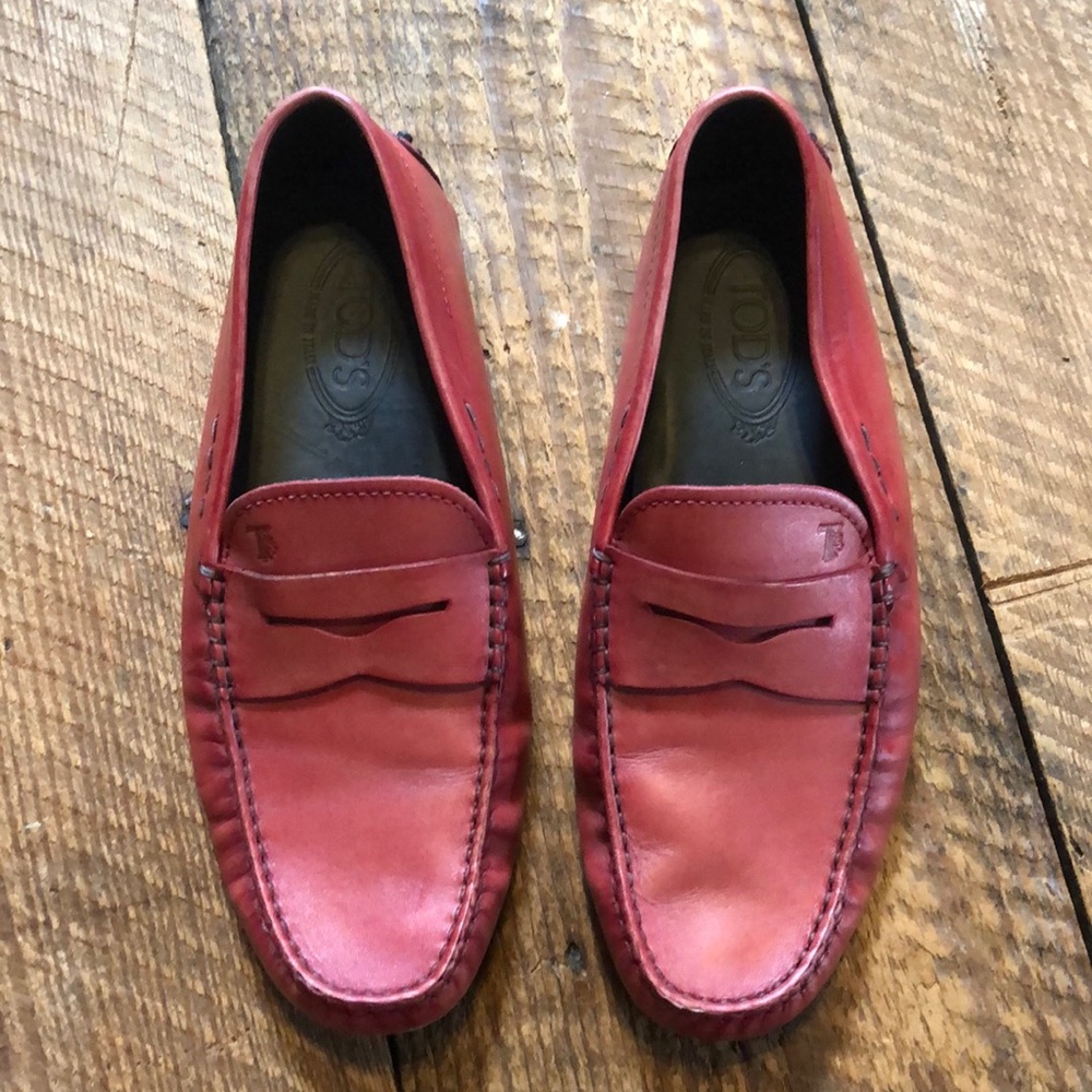 Tod’s Red leather driving loafers shoes size 8